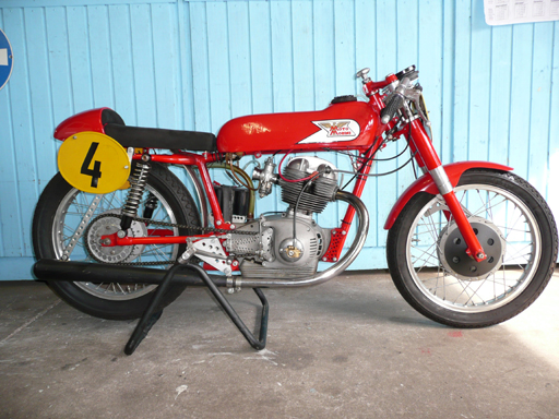 Morini 175.JPG