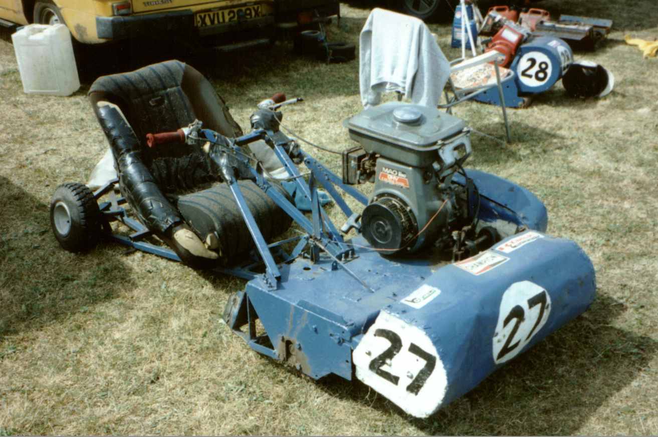 Lawnmower_Racing_-_View_2.jpg