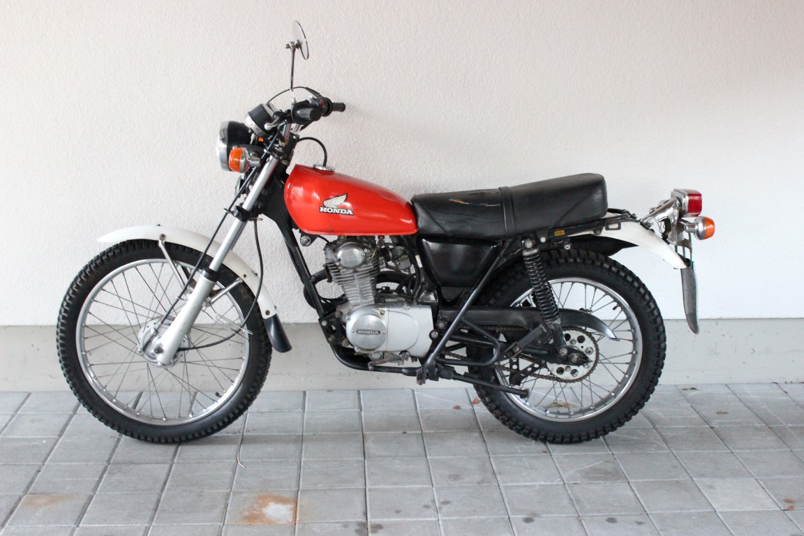 Honda XL125 (2).JPG