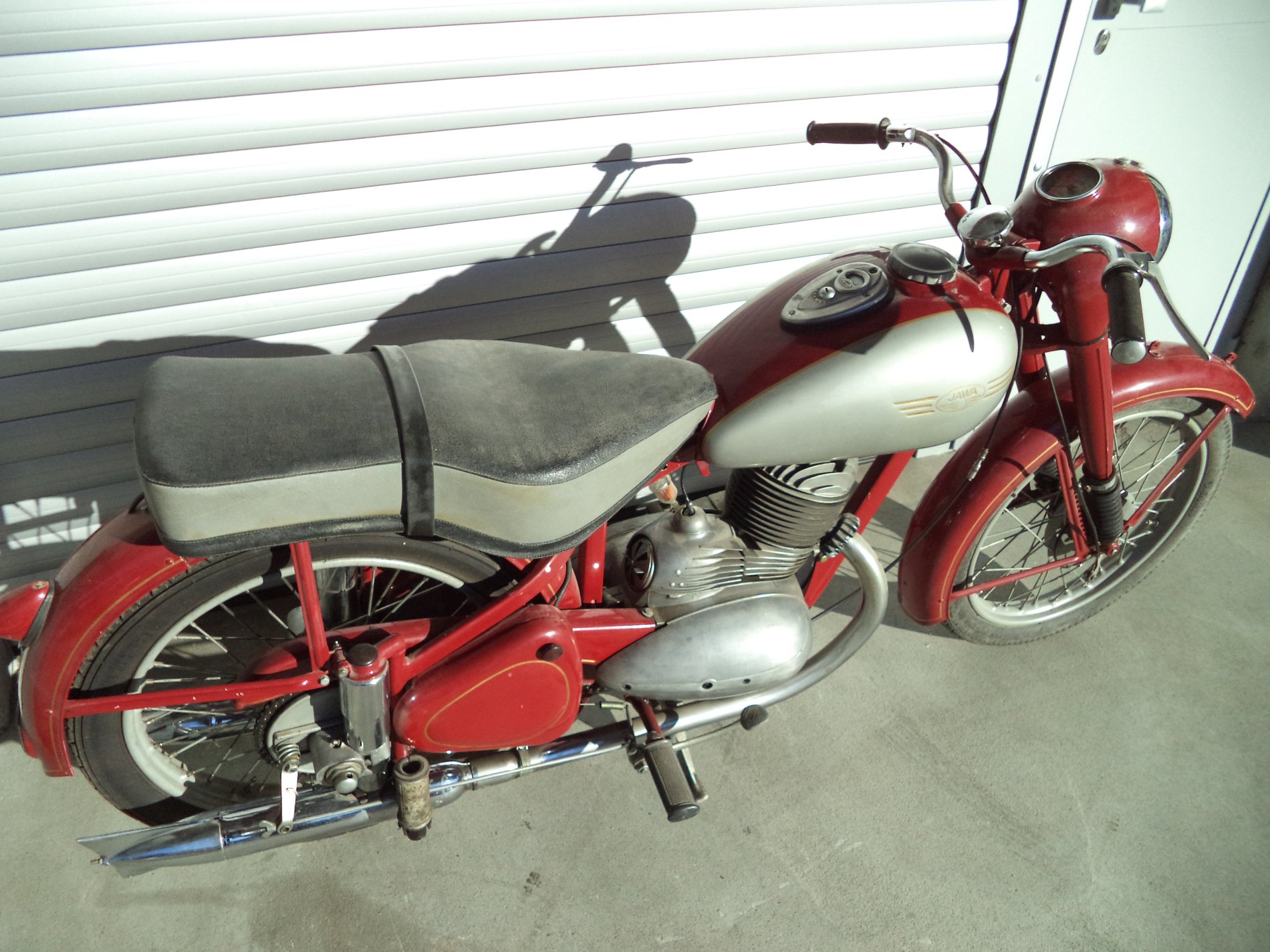 JAWA 002.JPG