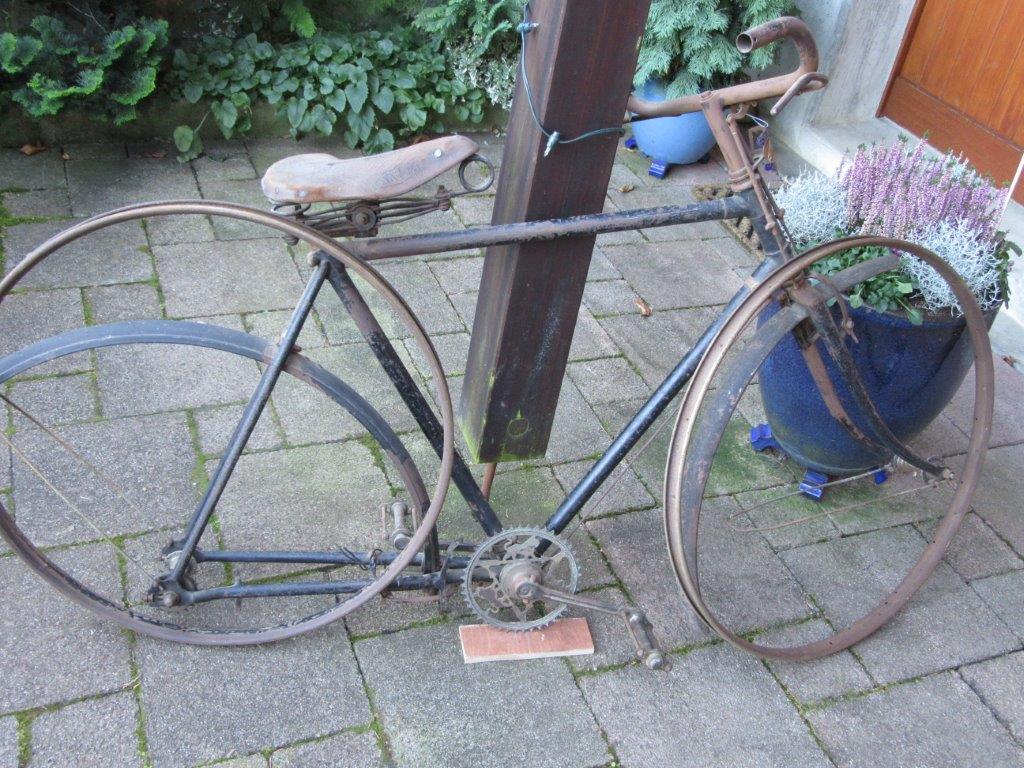 Peugeot gesamt.jpg