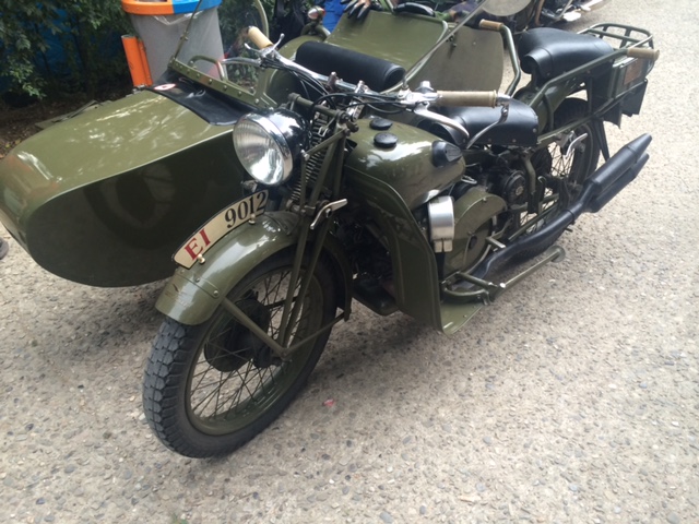 heftiges in Olive als Sidecar 95'Raduno. Ev mit ioe Motor? Superalce mit ioe?