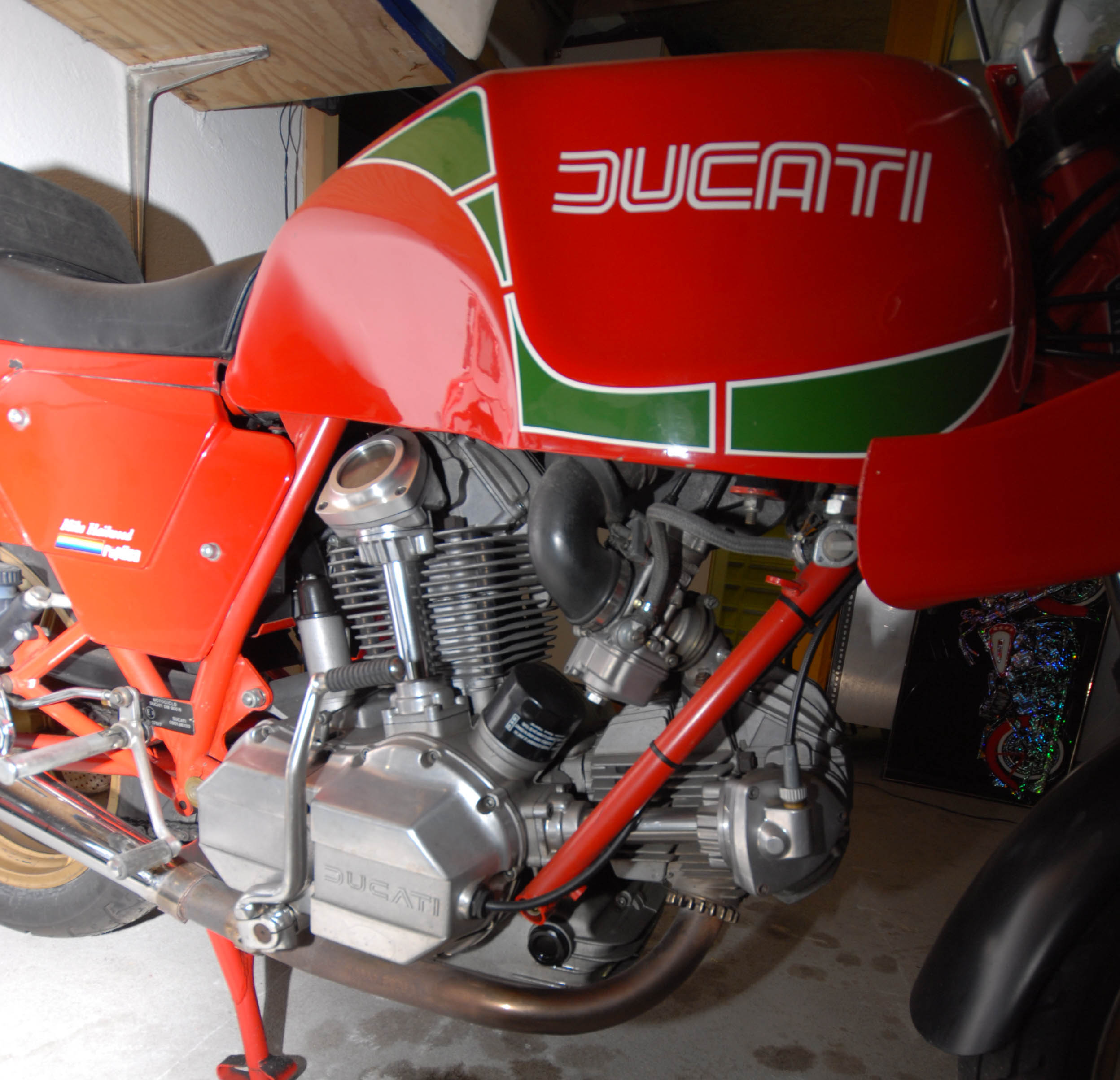 Ducati 900 MHR 3.jpg