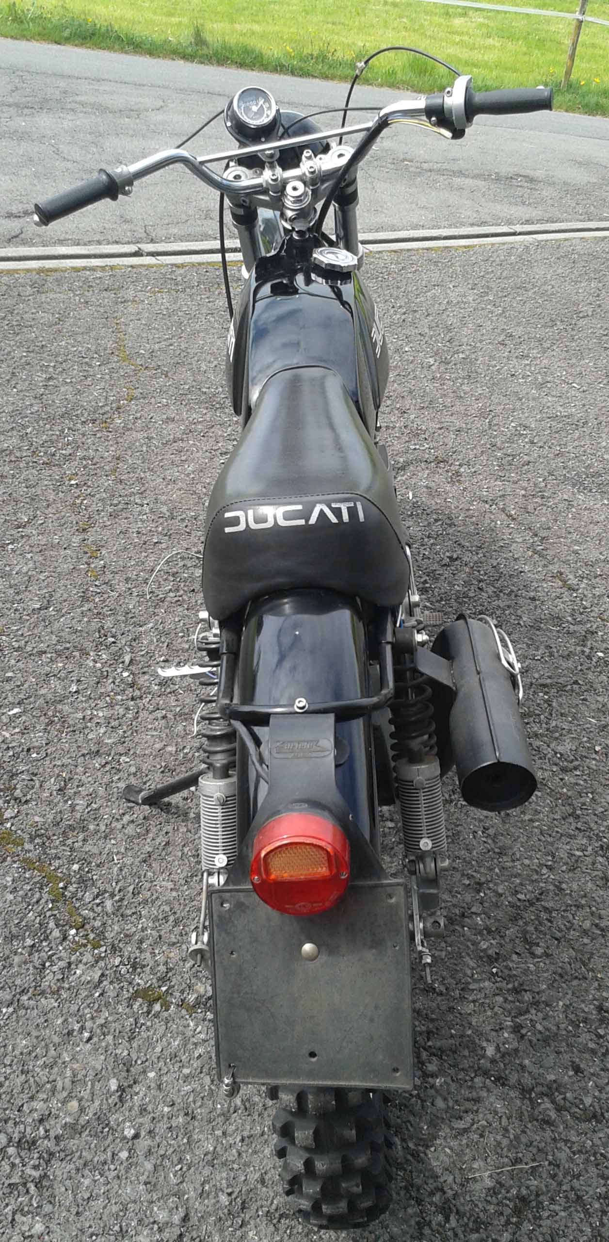 Ducati 120 Regularita Schwarz 3.jpg