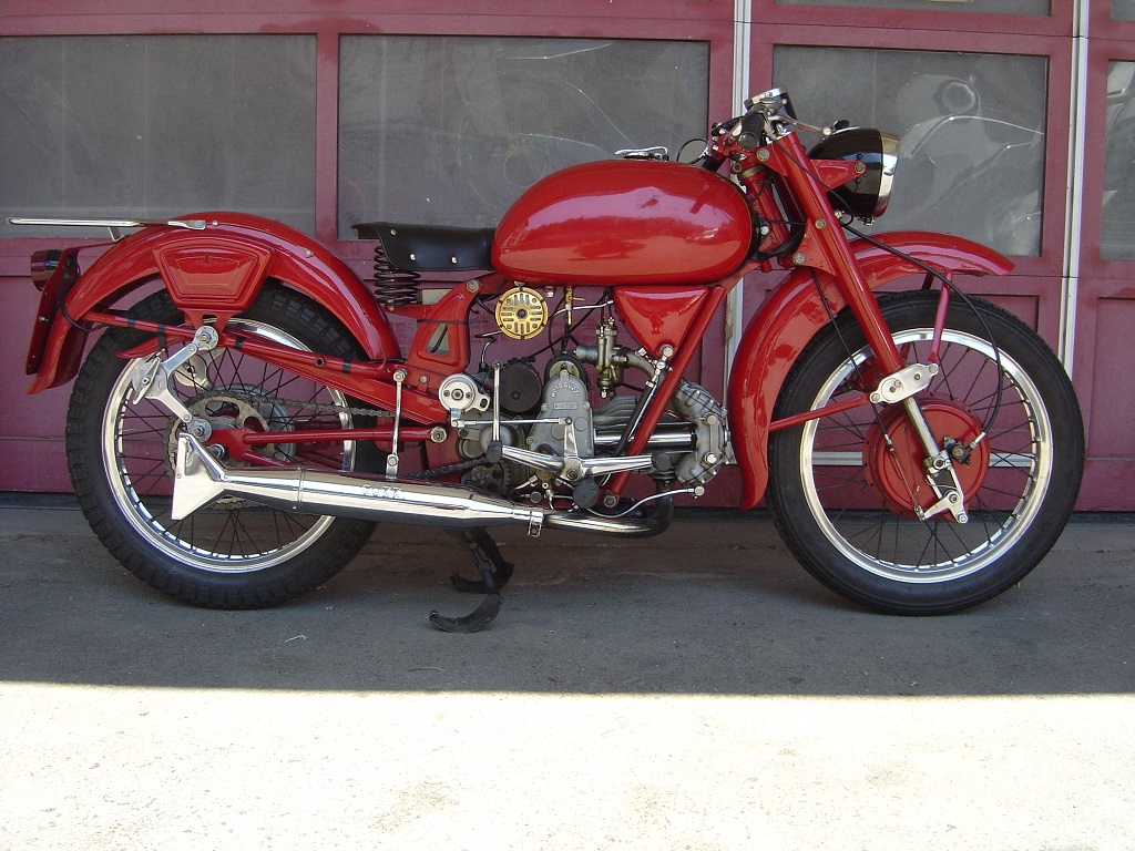 guzzi3.jpeg