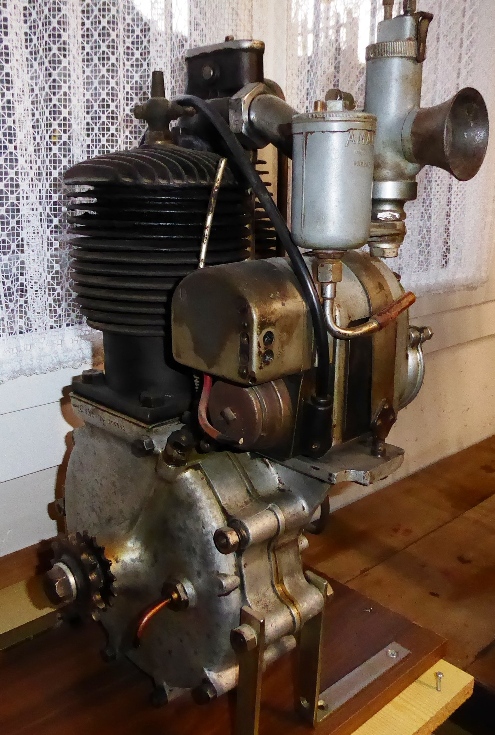 Motosacoche.jpg