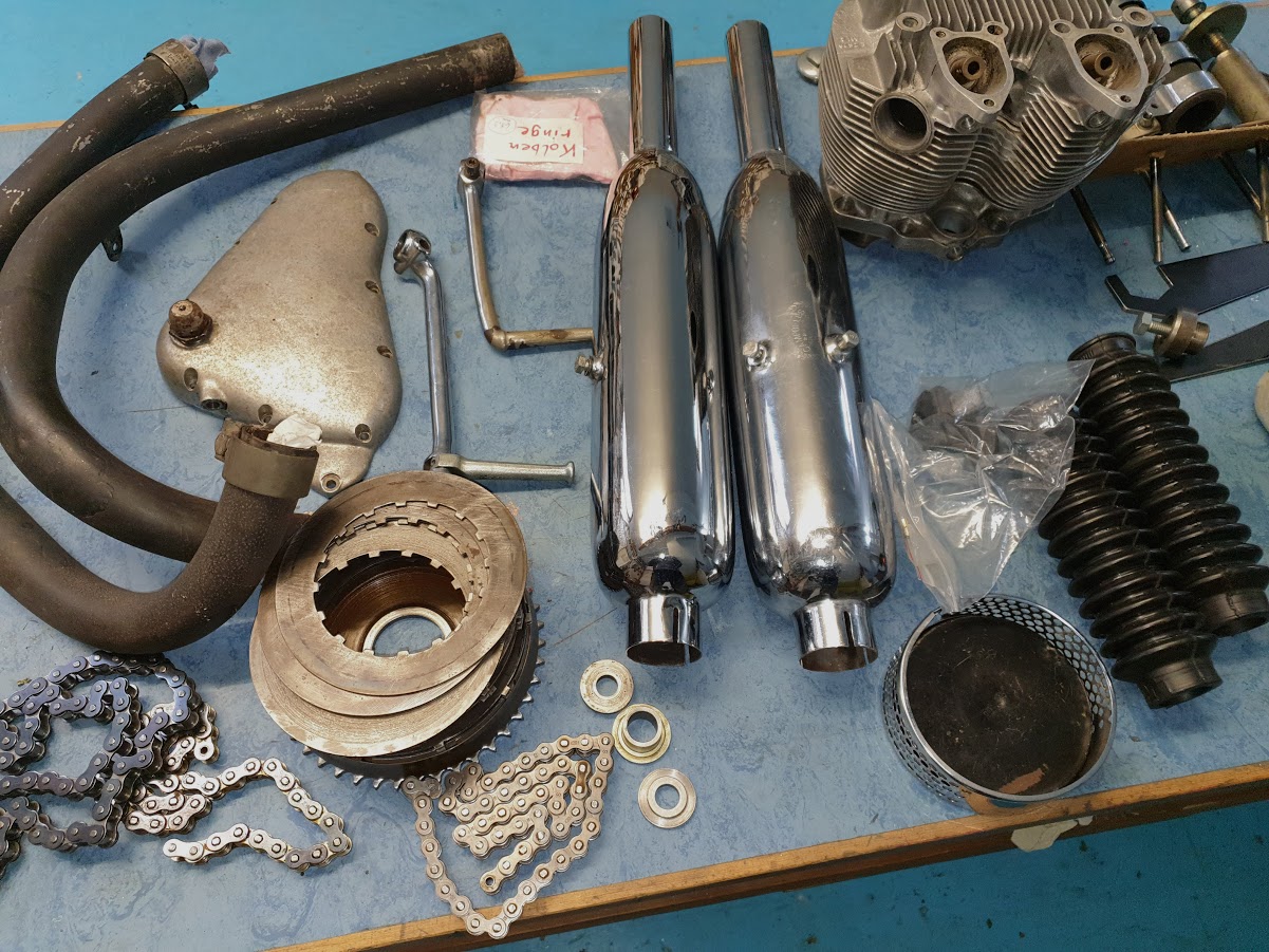 TR 100 c.jpg