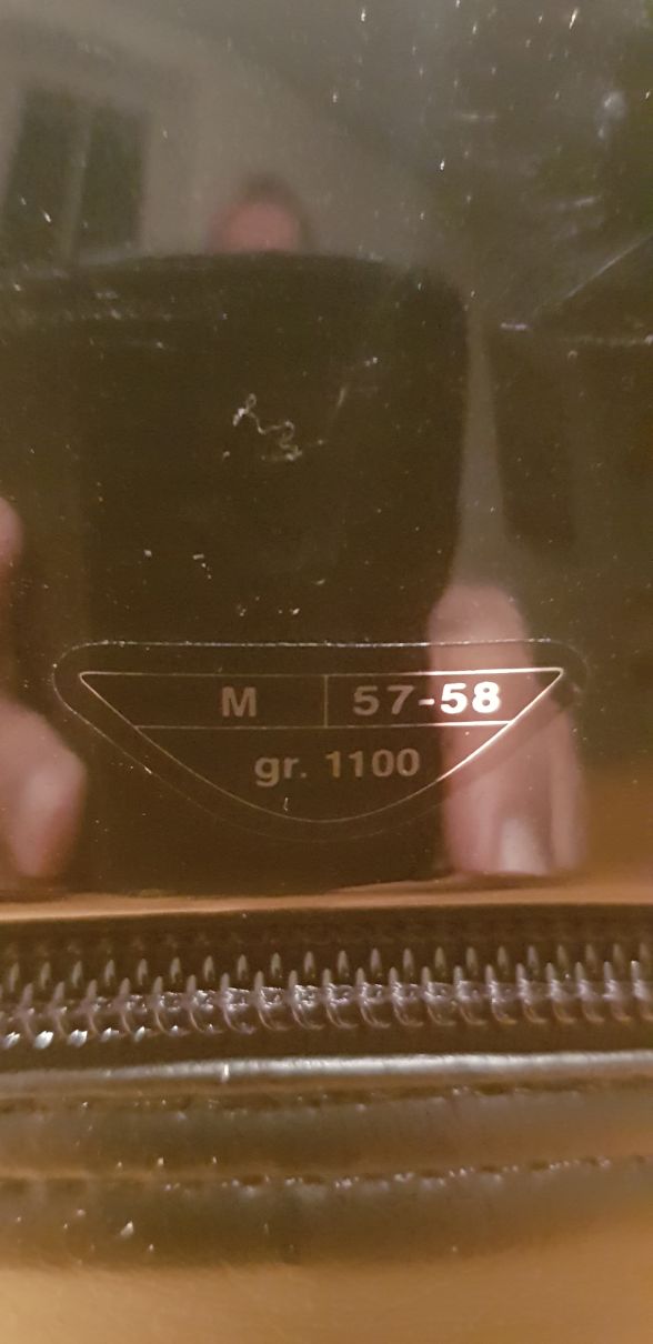 Helm_3.jpg