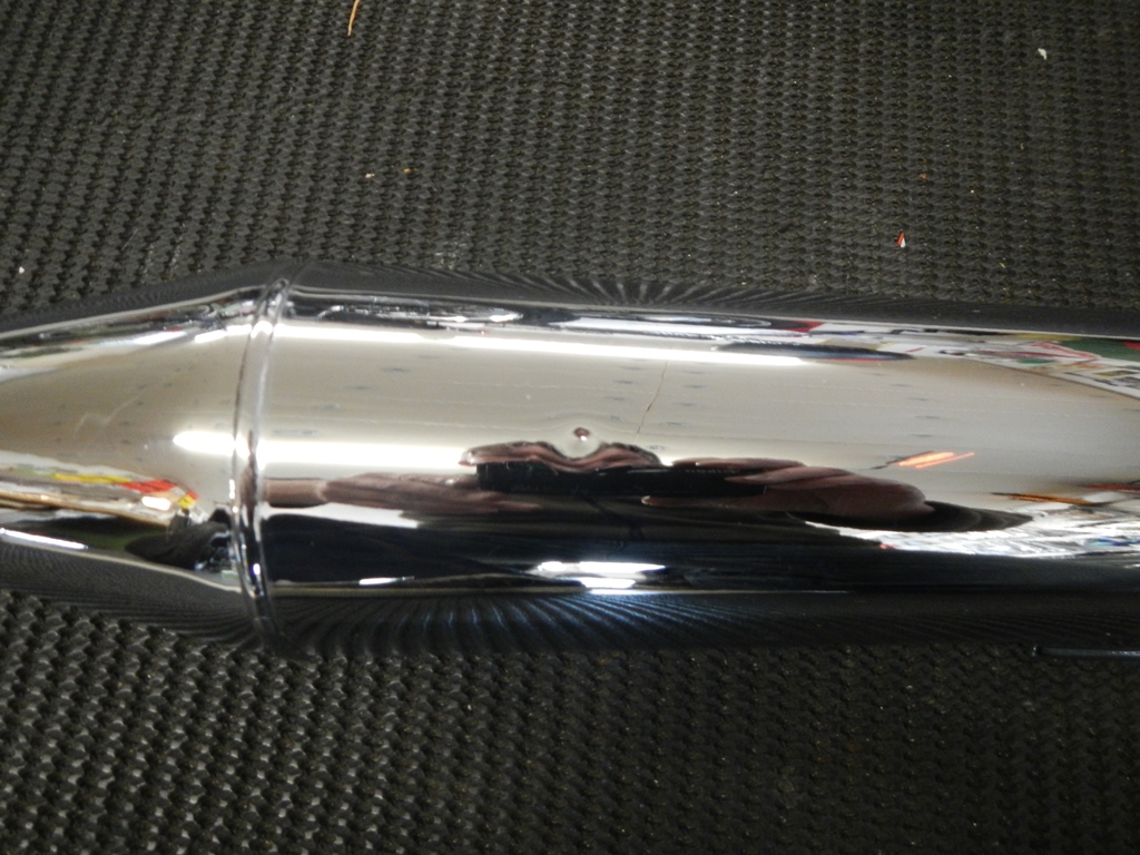 Norton mit Schine  Beule  1.jpg