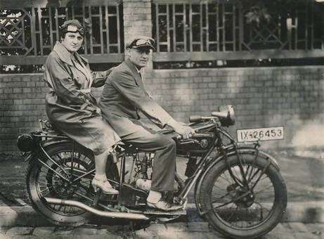 motorrad 1940iger Jahre.jpg