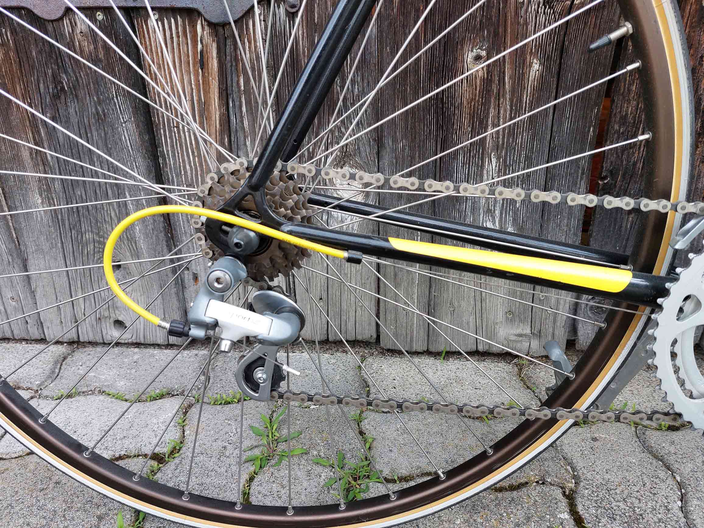 Velo2.jpg