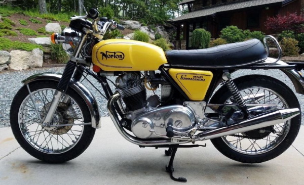 Norton Commando 850.jpg