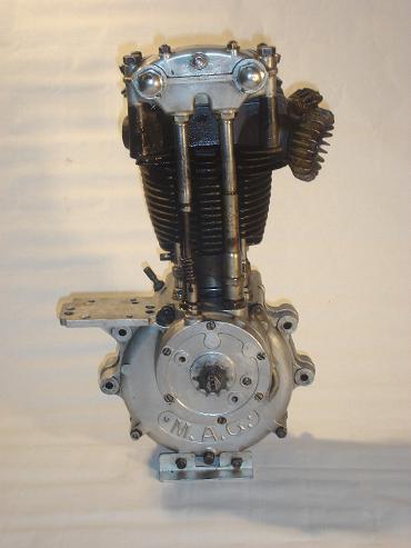 Kopie von MAG 350 Front.JPG
