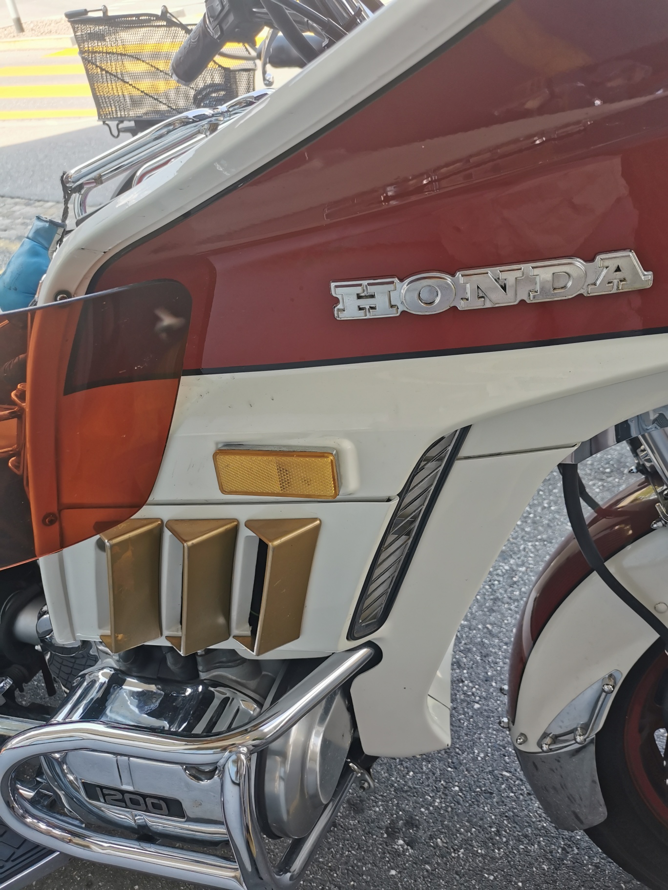 Seitenreflektor Honda Goldwing 1.jpg