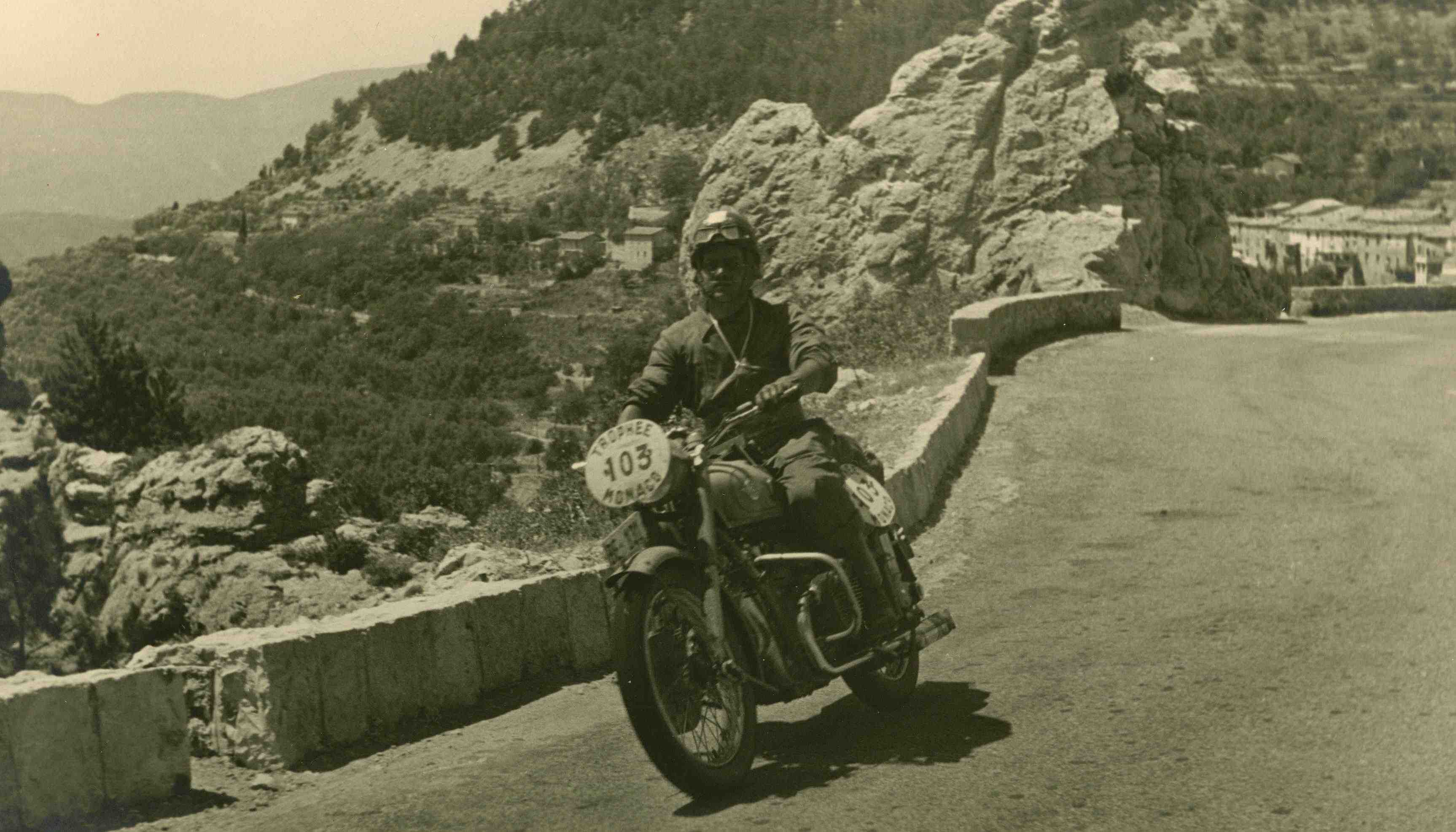 Condor Rallye an der Tropheé 1952.jpg