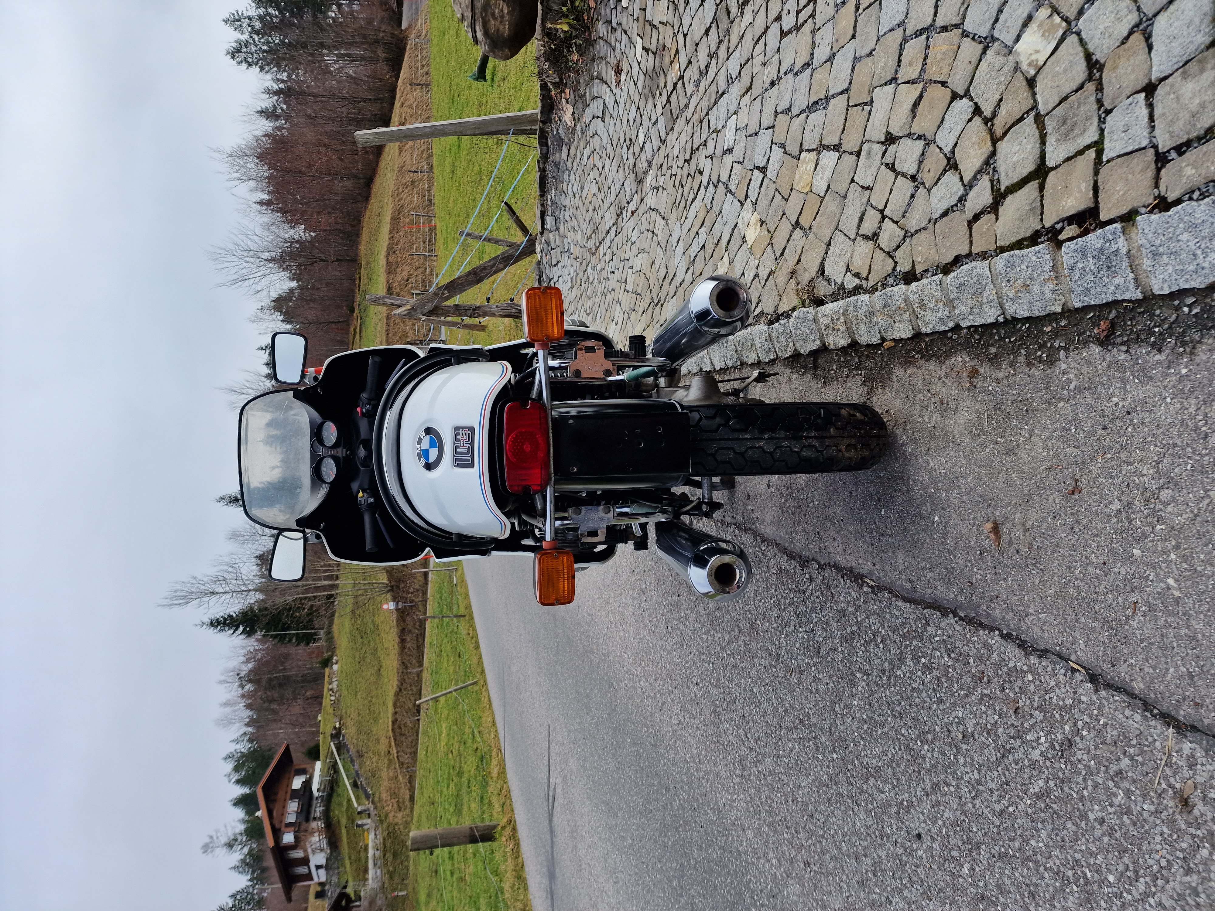 BMW2.jpg