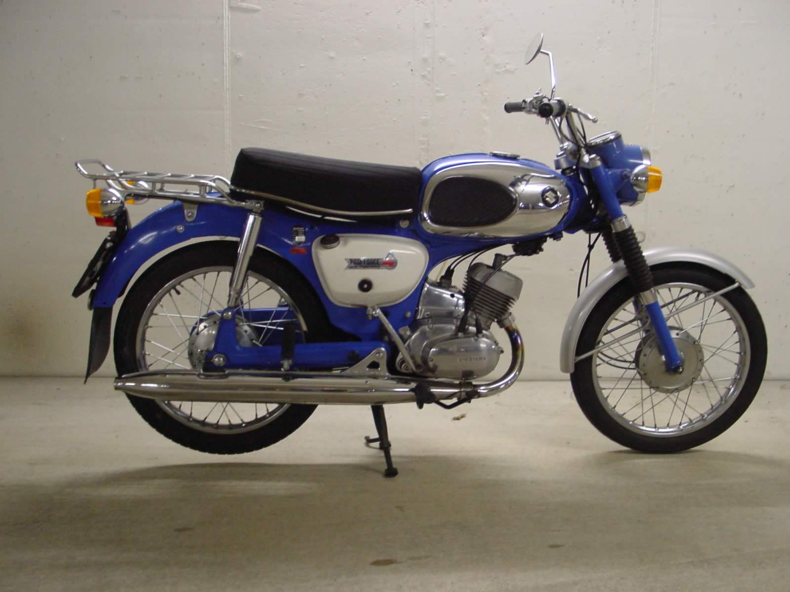b100.jpg