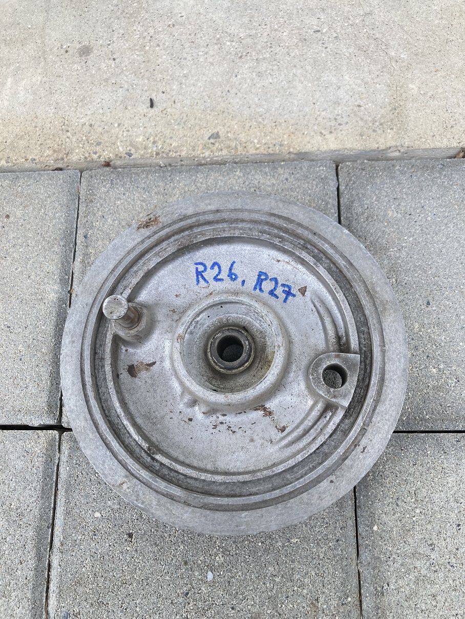R26 R27 01.JPG