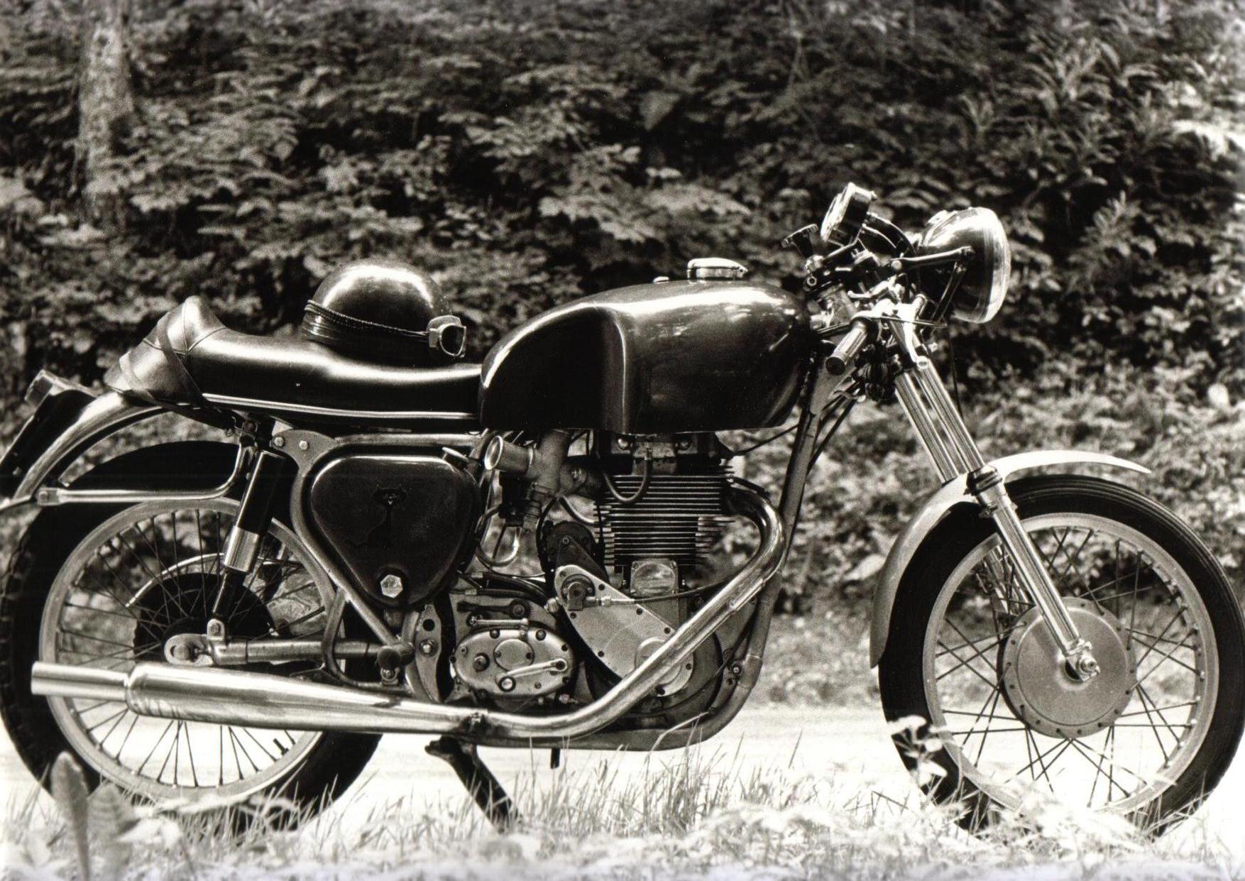 1964_BSA_Gold_Star_01.JPG