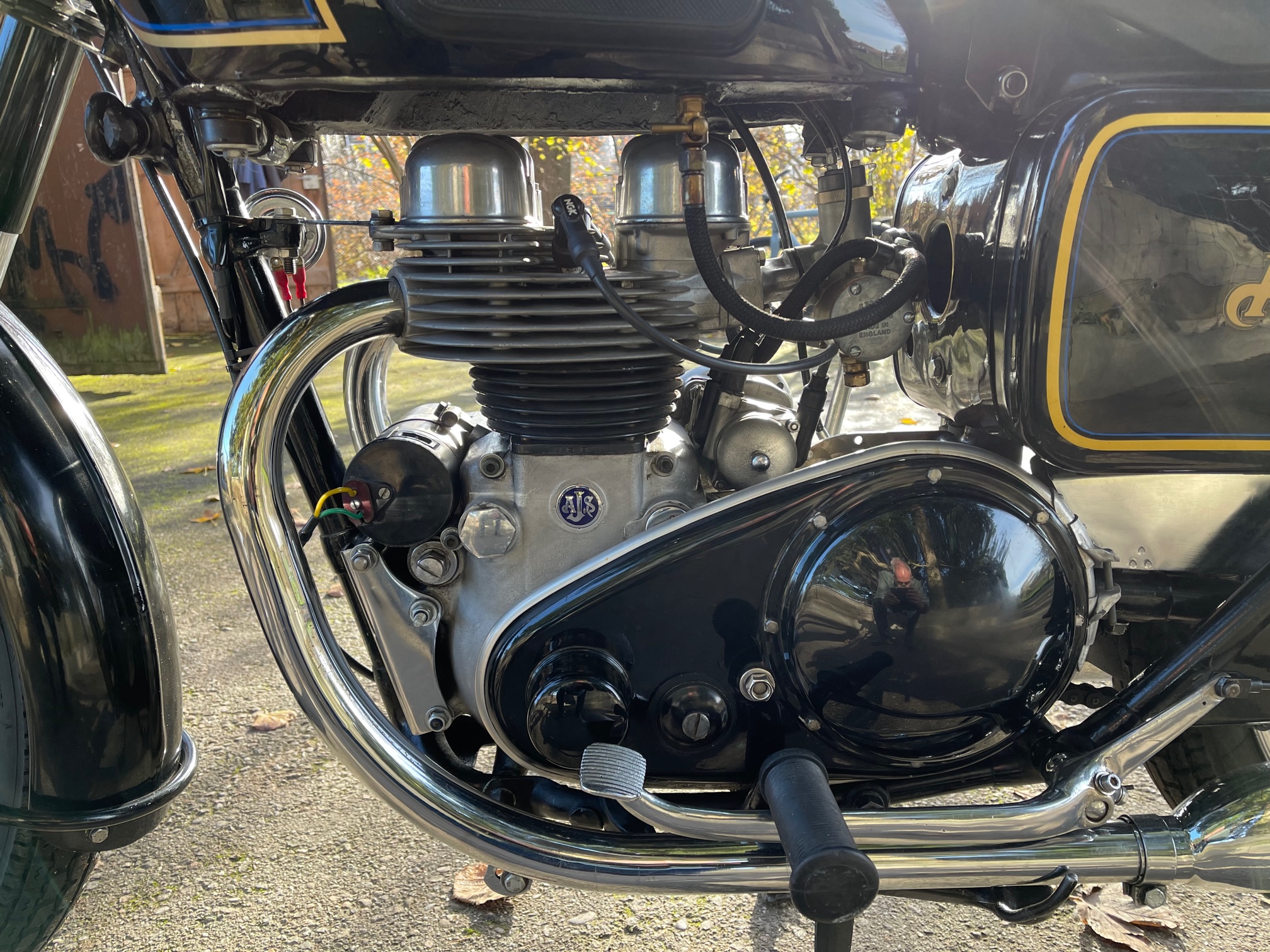 AJS_view_eingine_left_side.jpg