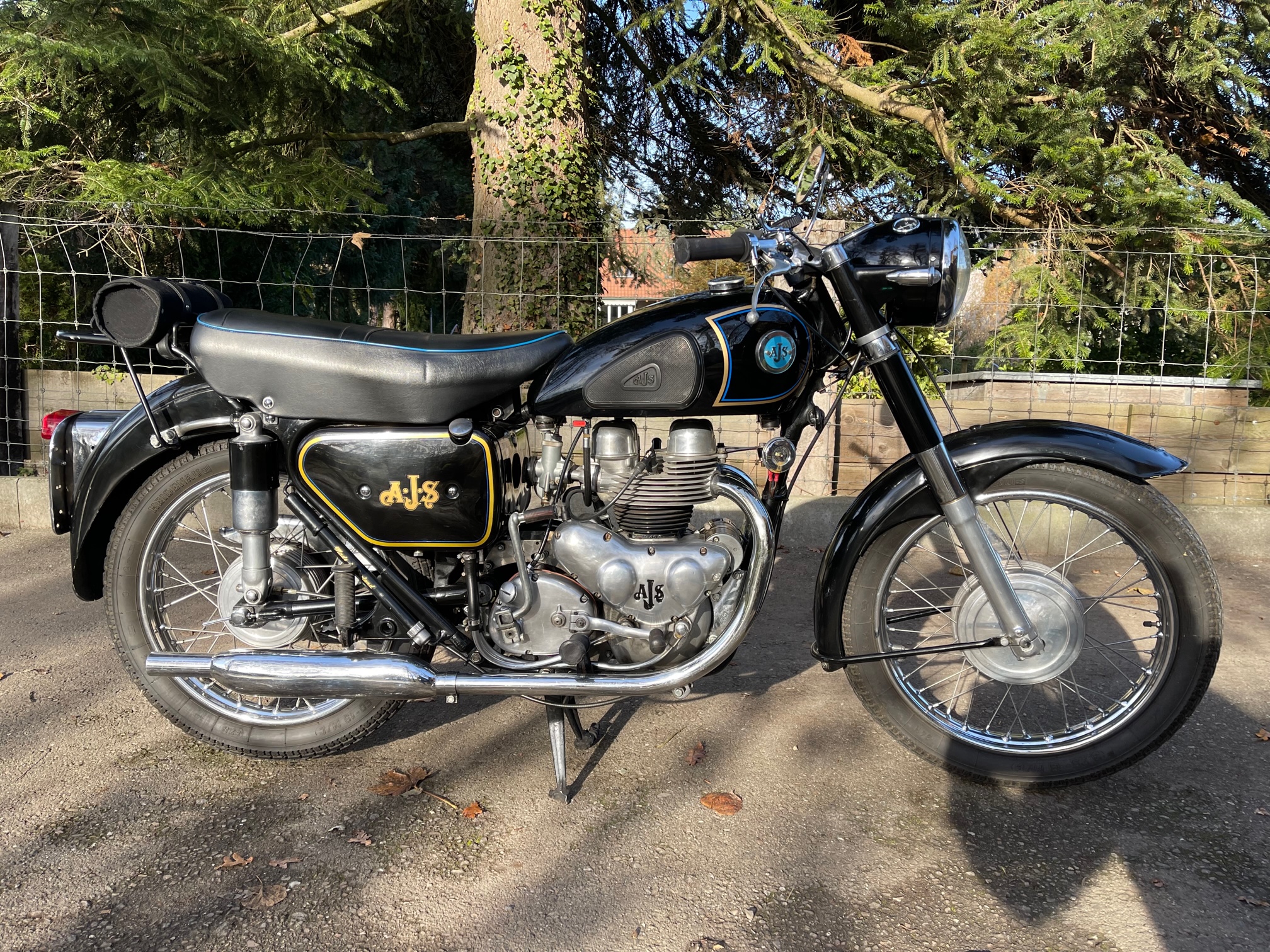 AJS_view_right_side.jpg