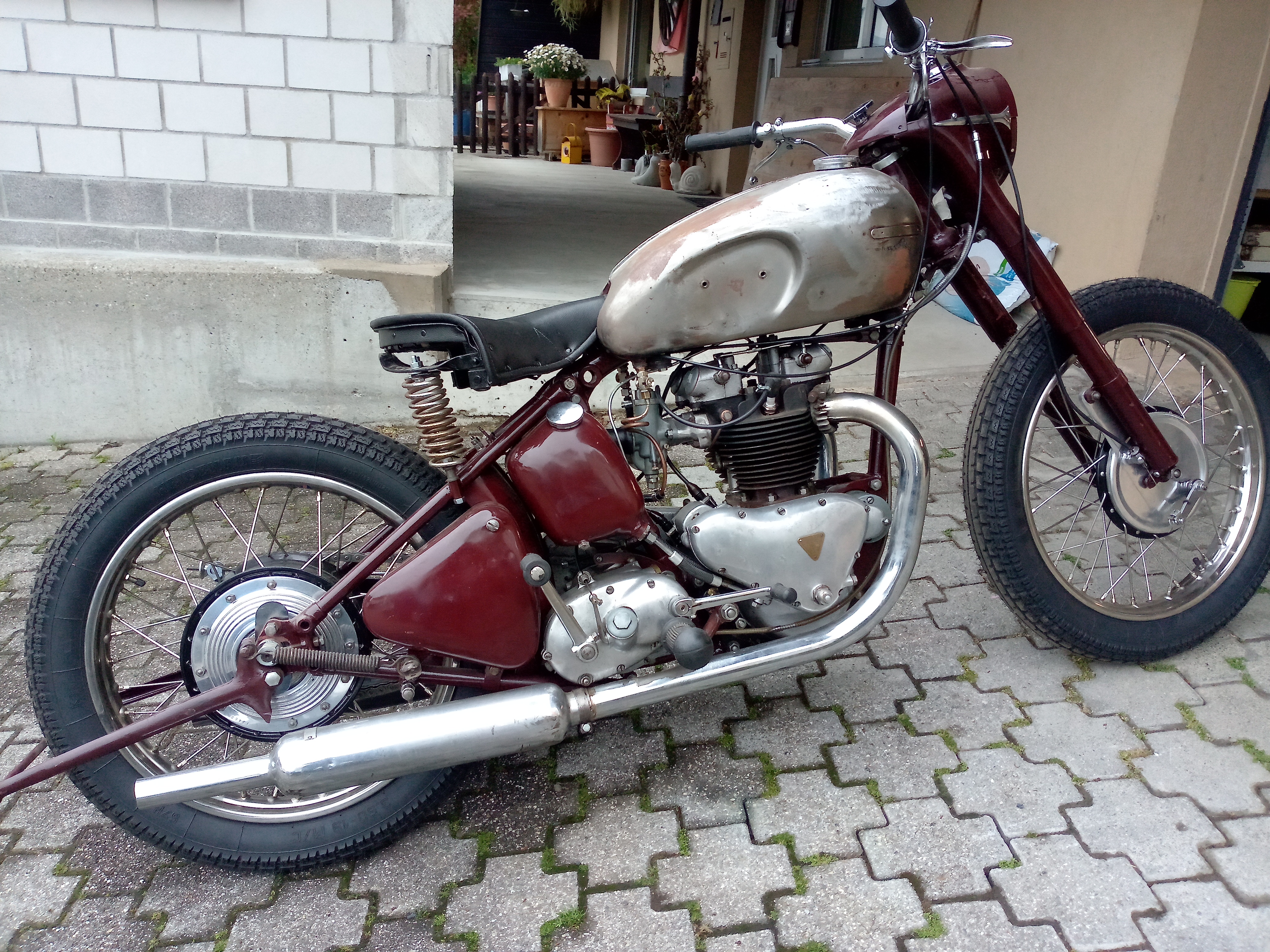 Triumph_2.jpg