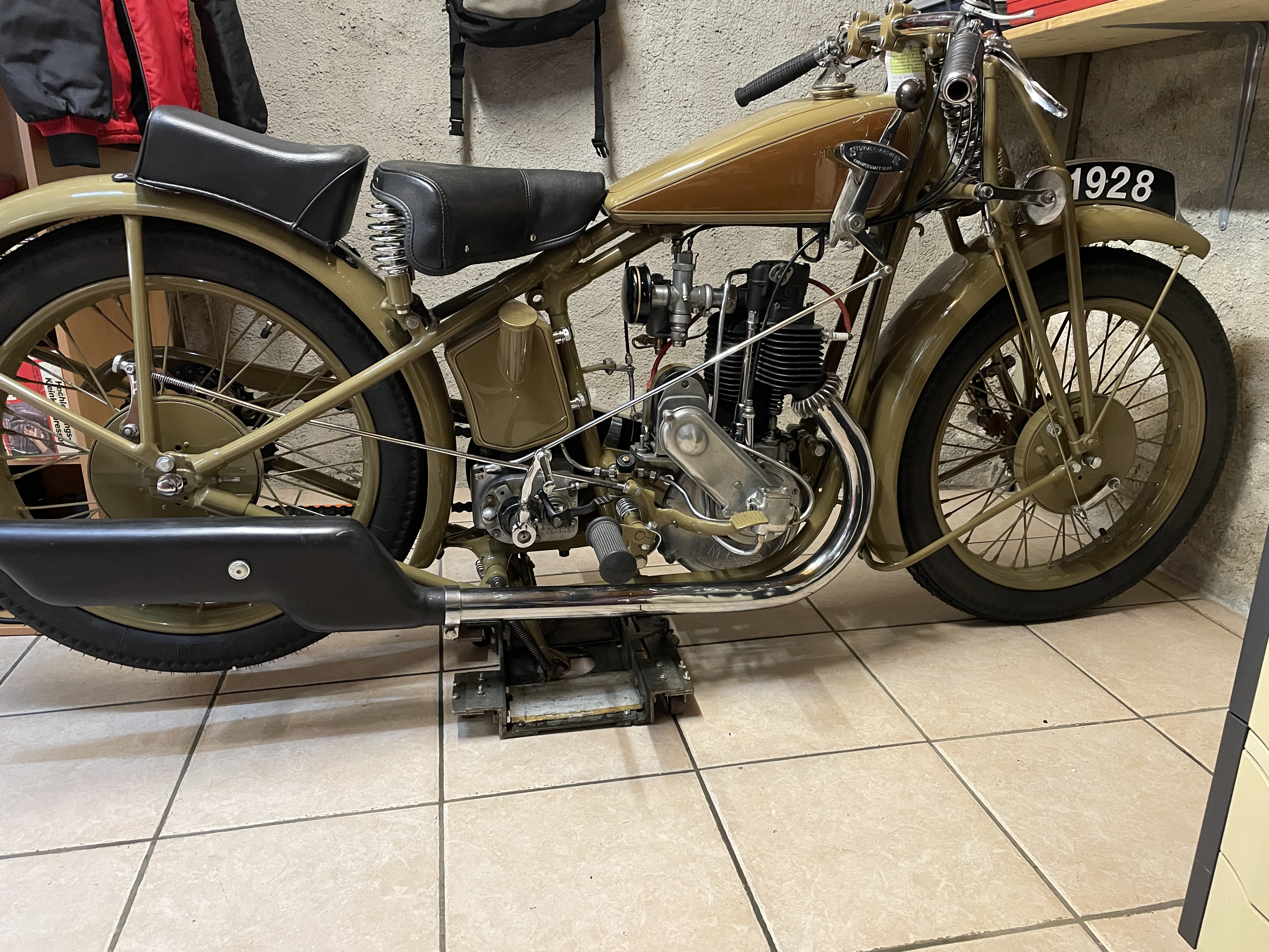 Motosacoche 500 1928 Svizzera.JPG