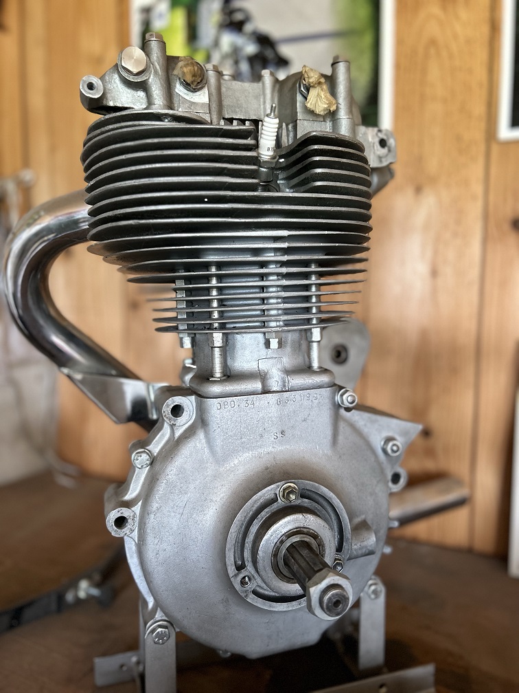 Goldstar Motor red2.jpg