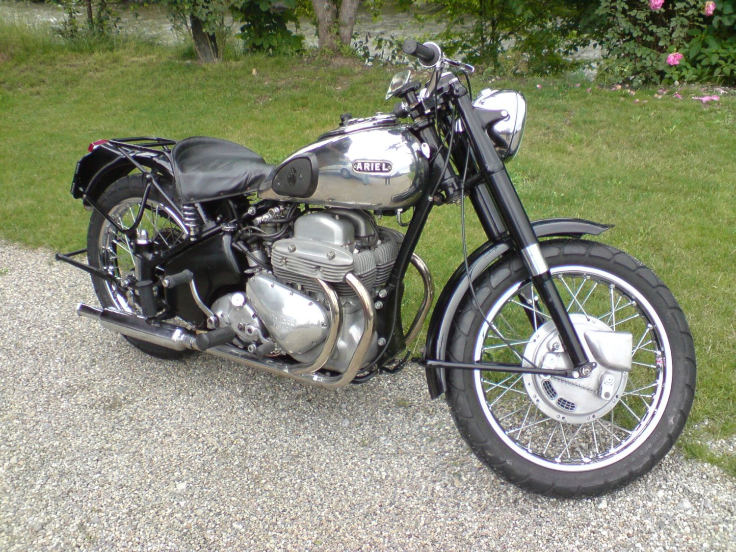 Ariel SQ 1949 005.jpg