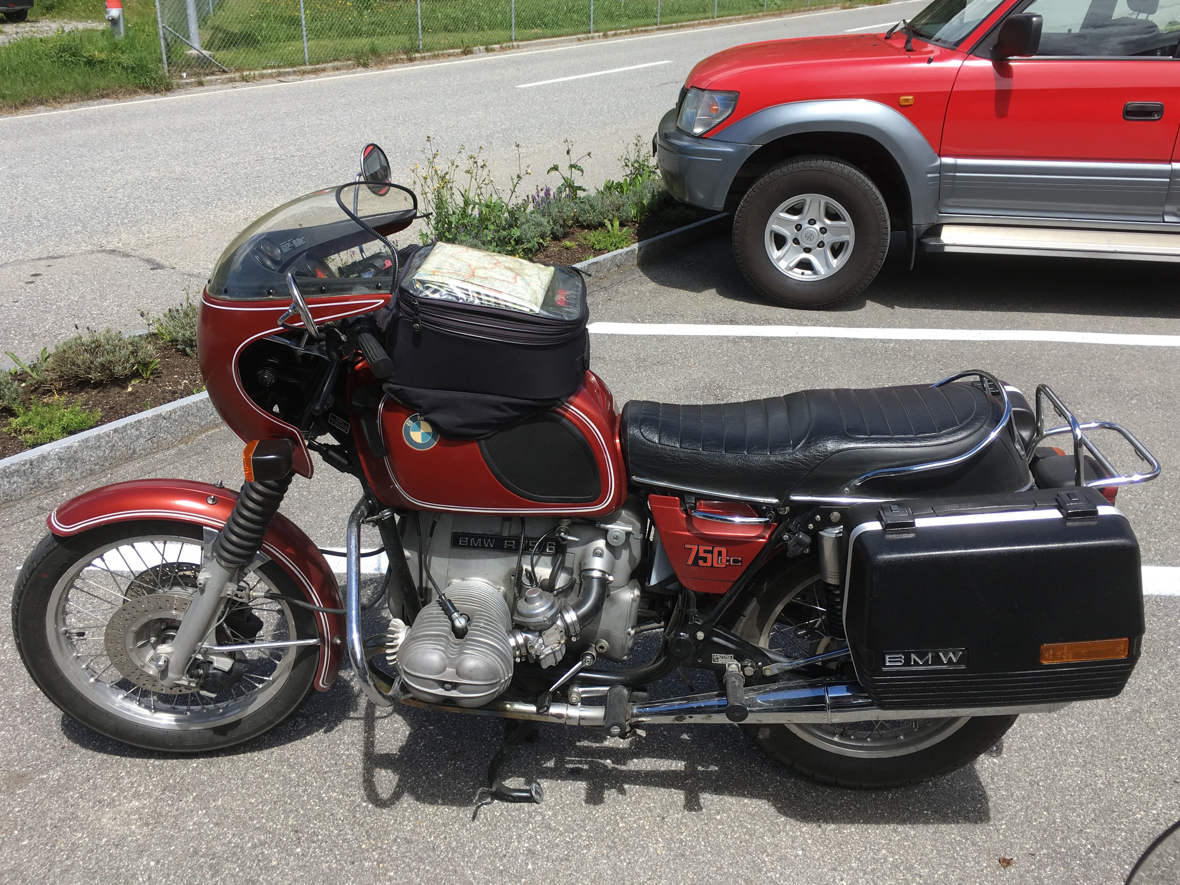 BMW R75-6 5.JPG