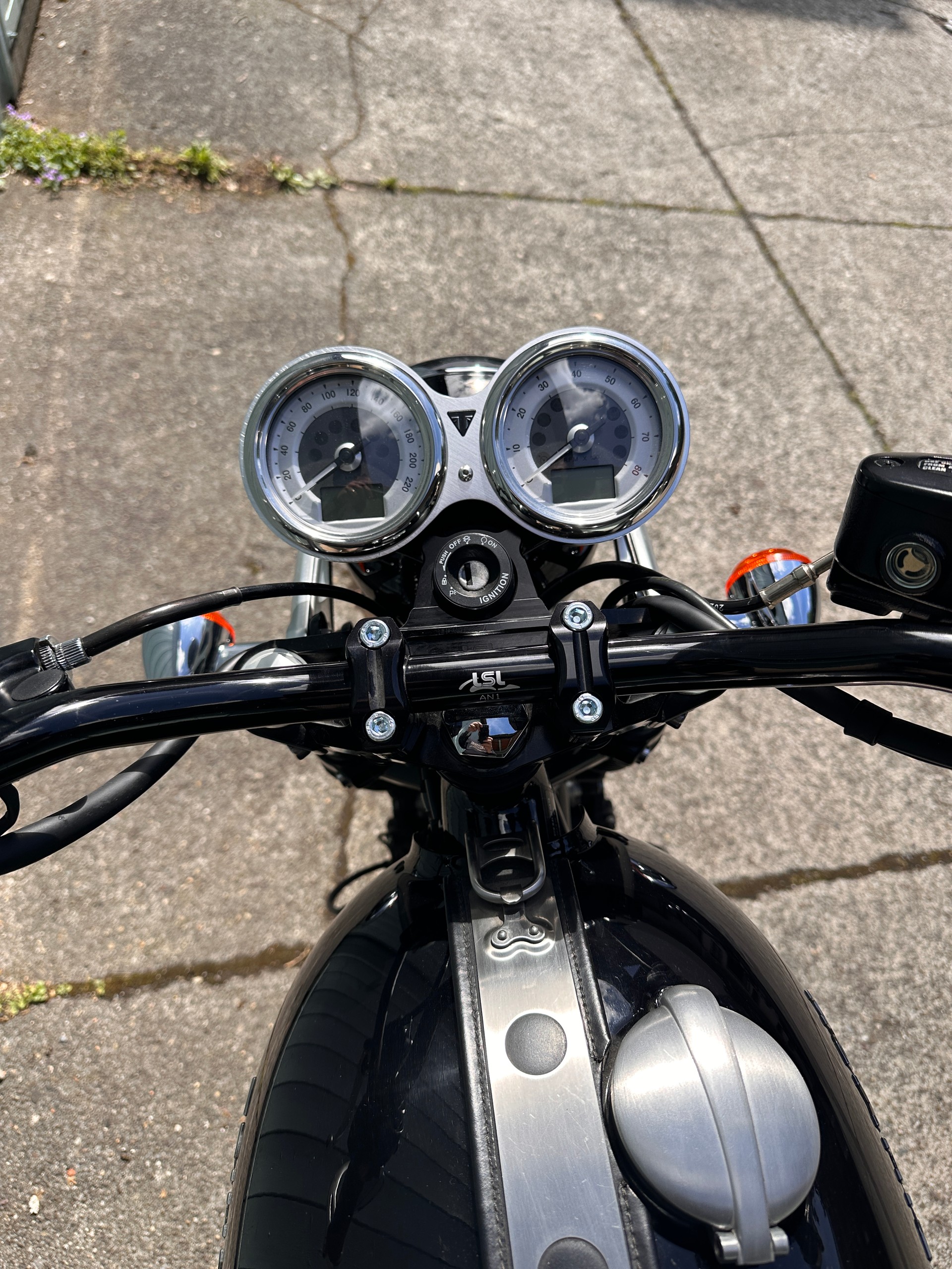 TT1200-05.JPG