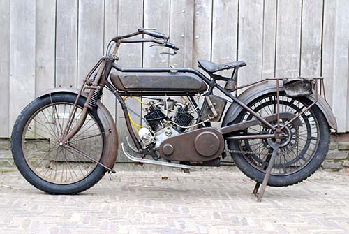 500_Husqvarna1916(1).jpg