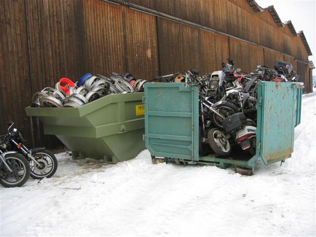 So findet eine Entsorgung von Motorrädern statt !