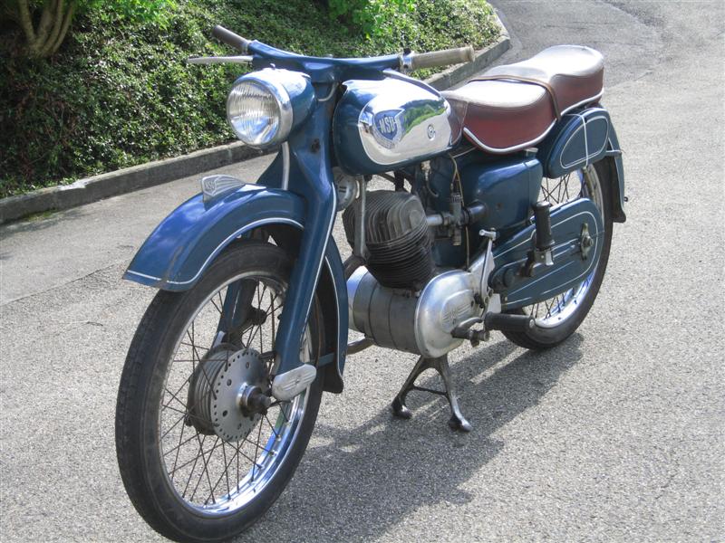 Super Fox 1956 002.jpg