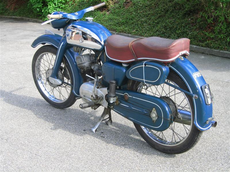 Super Fox 1956 003.jpg