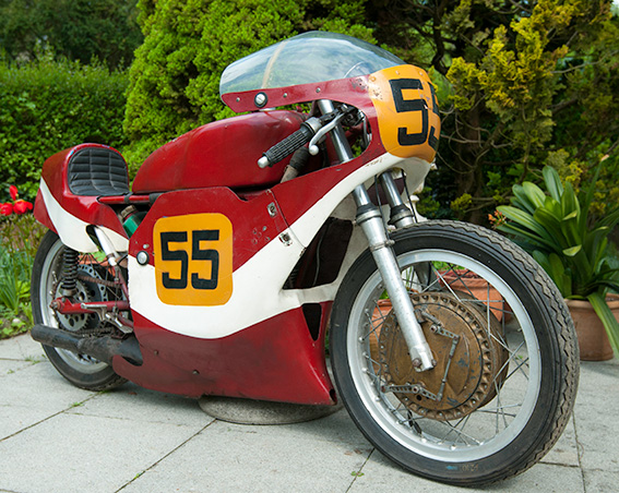 1-Ansicht-Jawa-Racer.jpg