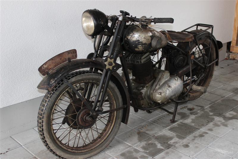 Standart 1937 003.jpg