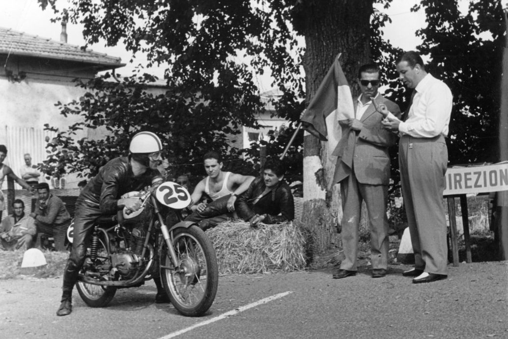 irgendwo in Bella Italia zB Moto Giro d'Italia