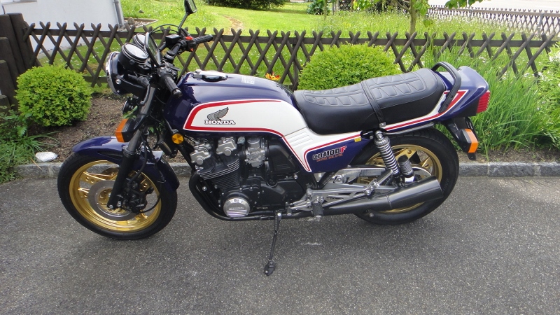 Honda CB 1100 F Bol d`or (800x450).jpg