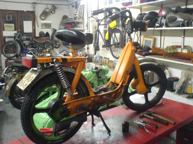 Guzzi nächst Level.JPG